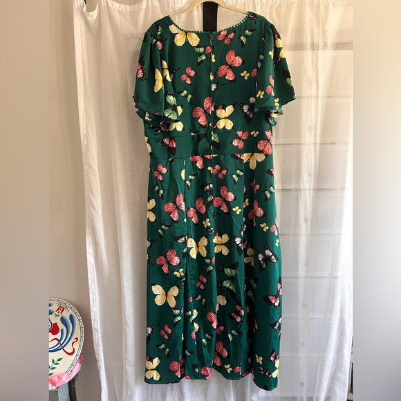 Uniquely vintage butterfly dress - Picture 6 of 9